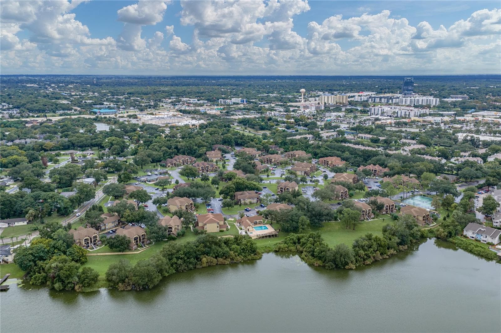 Condominium at 485 FORESTWAY CIR #101, ALTAMONTE SPRINGS, photo 5 of 35