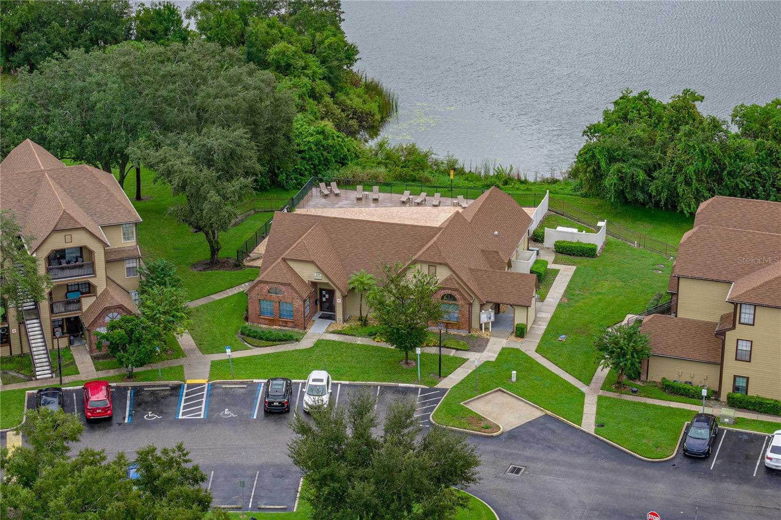 Condominium at 485 FORESTWAY CIR #101, ALTAMONTE SPRINGS, photo 9 of 35