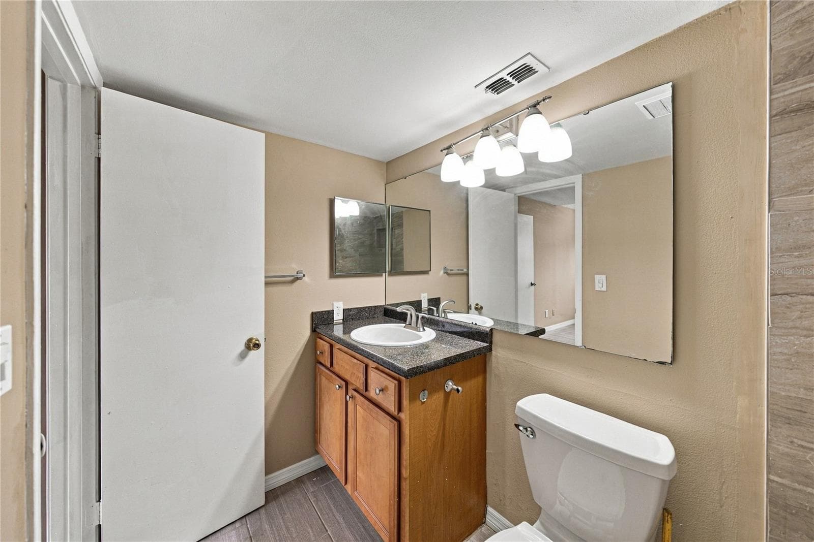 Condominium at 485 FORESTWAY CIR #101, ALTAMONTE SPRINGS, photo 15 of 35
