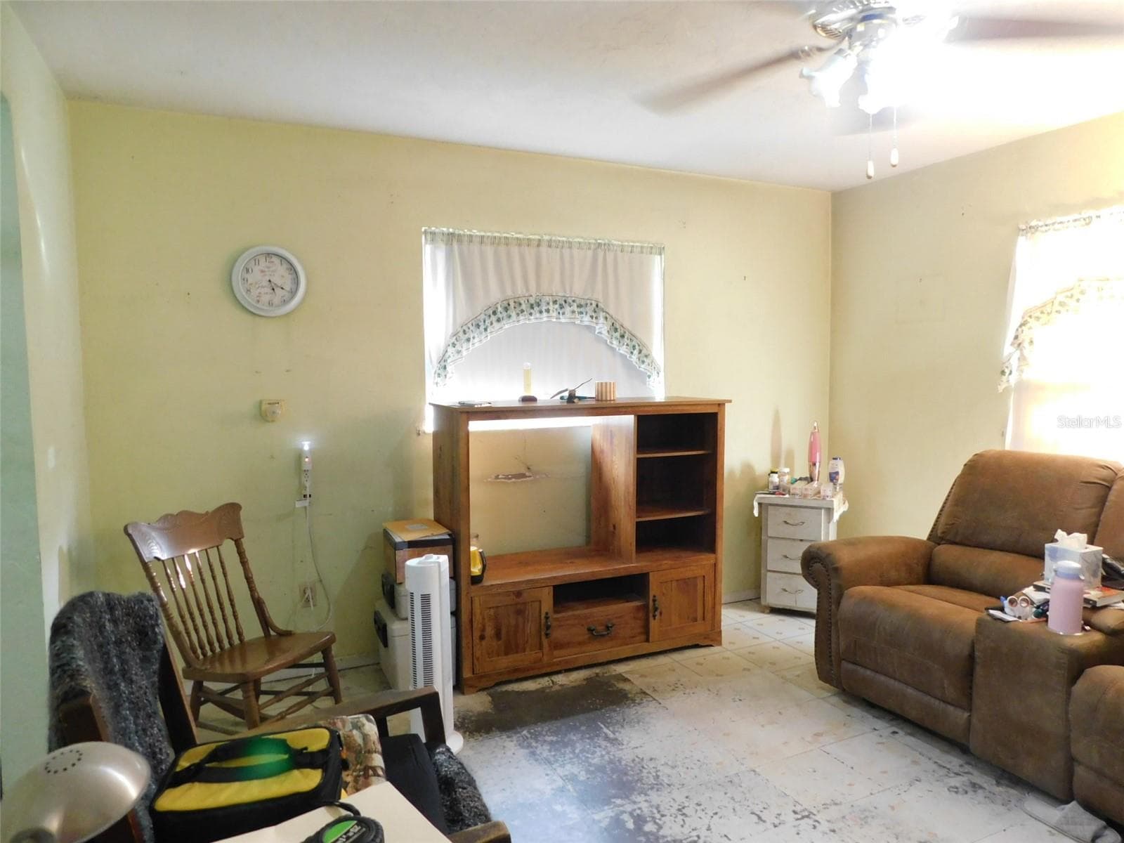 Single Family Residence at 1084 NE CHILDRESS ST, ARCADIA, photo 2 of 4