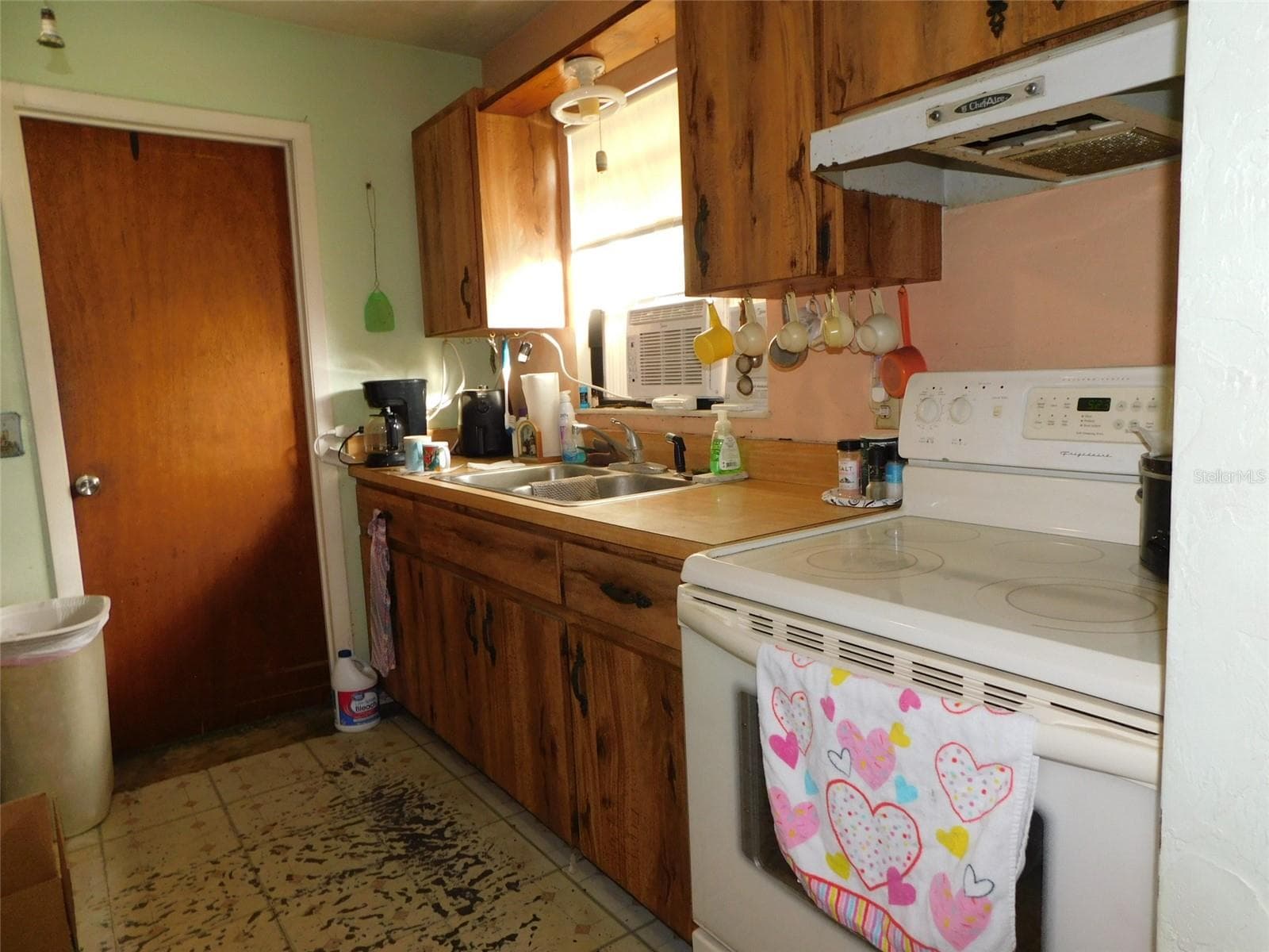 Single Family Residence at 1084 NE CHILDRESS ST, ARCADIA, photo 4 of 4