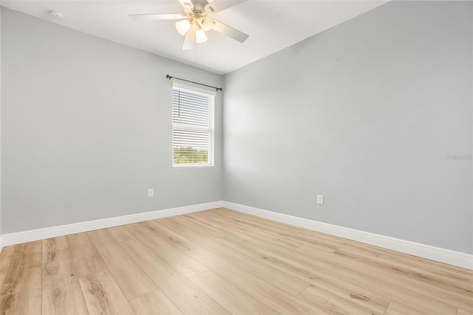 Single Family Residence at 154 WOODED VINE DR, WINTER SPRINGS, photo 13 of 48