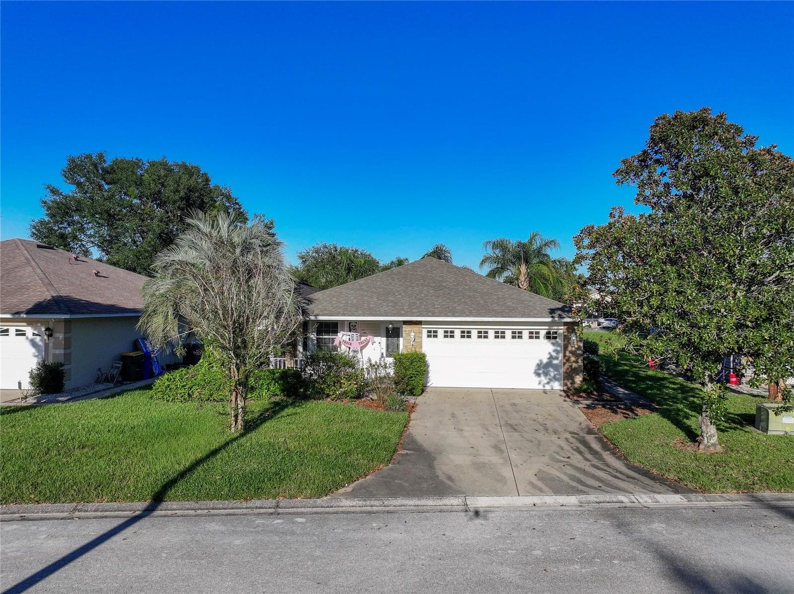 Single Family Residence at 1532 LAKE VILLA DR, TAVARES, photo 7 of 33