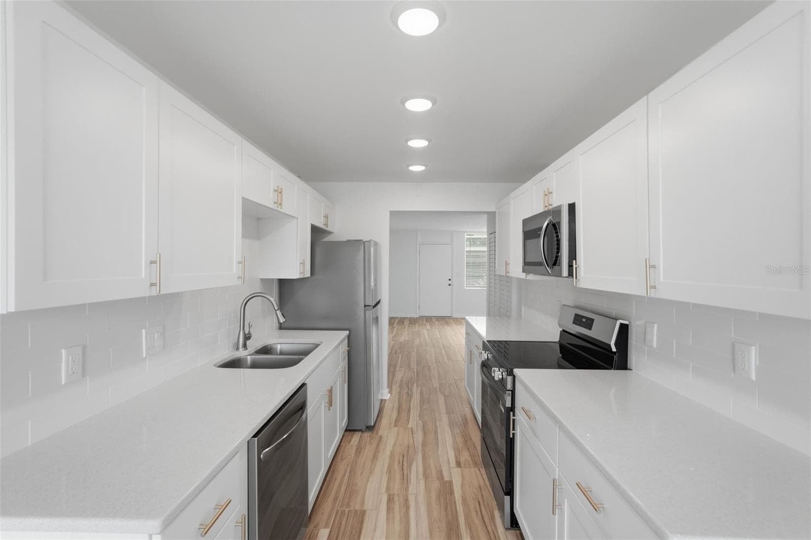 Condominium at 4720 LOCUST ST NE #120, ST PETERSBURG, photo 10 of 25