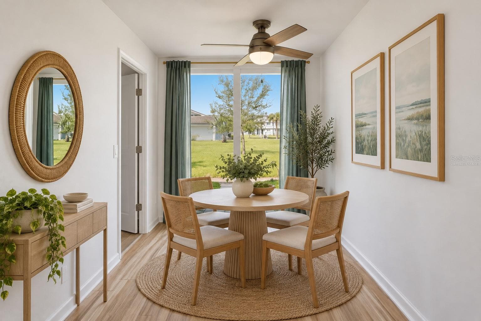 Virtually Staged - 4720 LOCUST ST NE #120, ST PETERSBURG