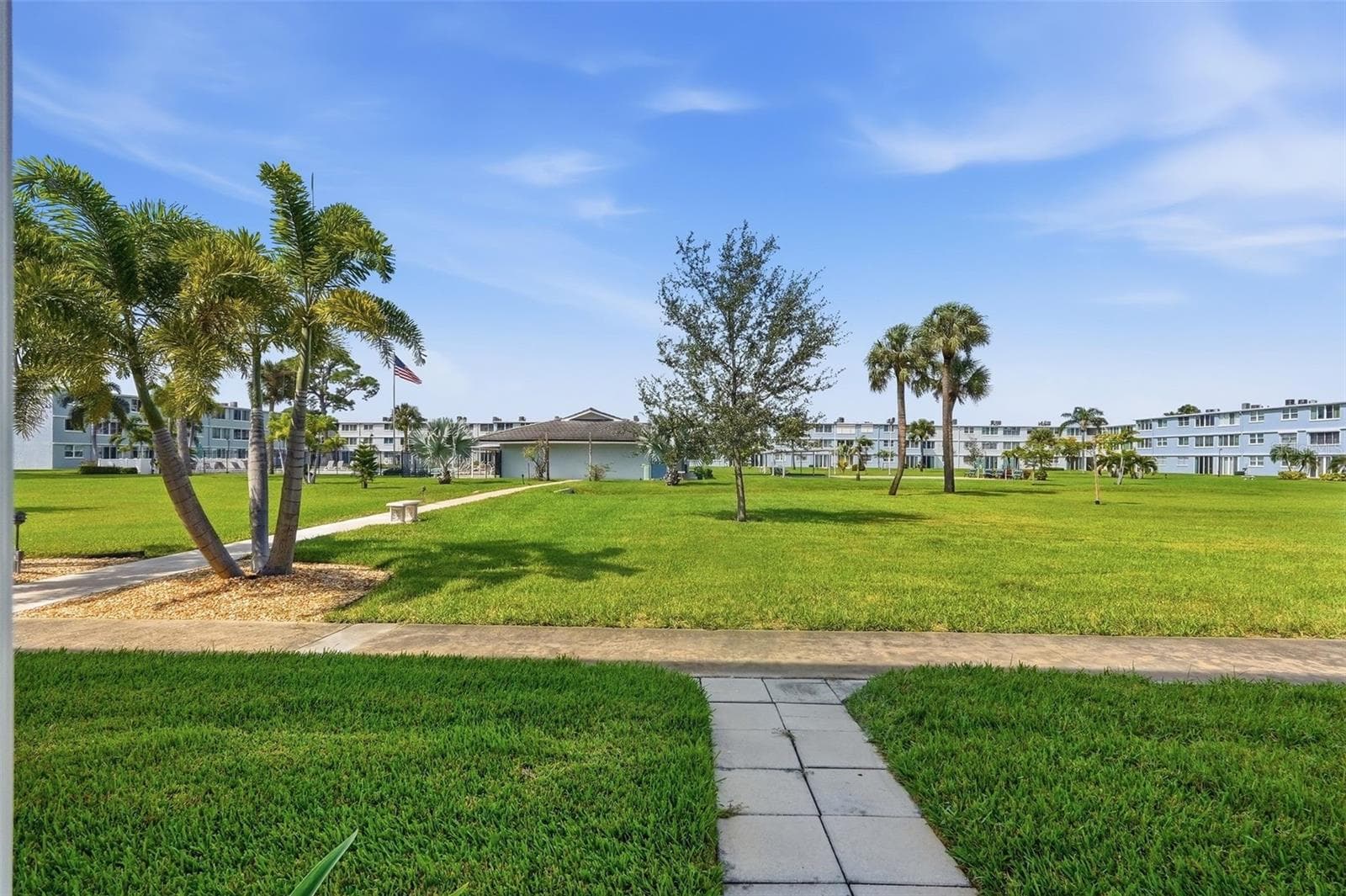 Condominium at 4720 LOCUST ST NE #120, ST PETERSBURG, photo 20 of 25
