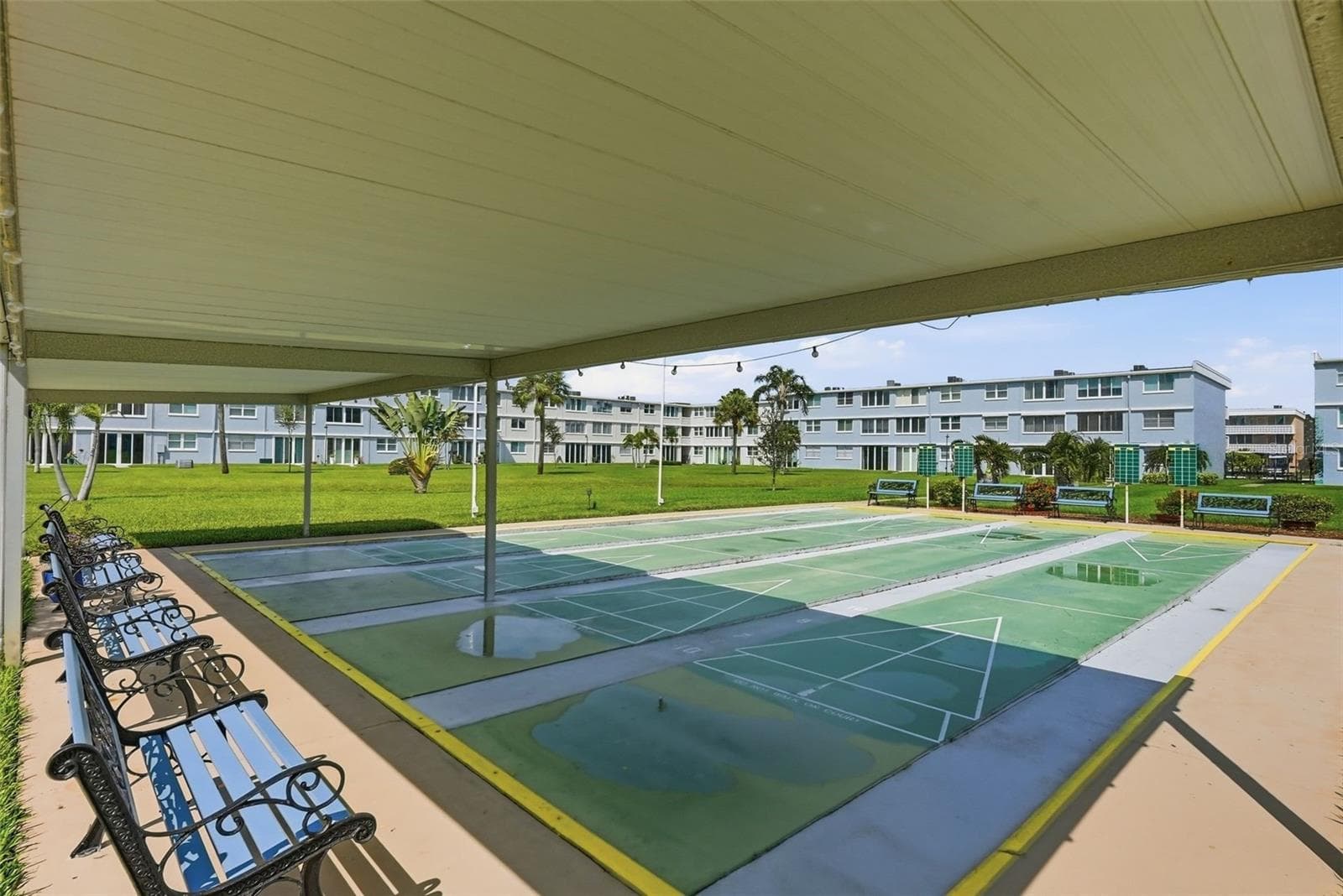 Condominium at 4720 LOCUST ST NE #120, ST PETERSBURG, photo 23 of 25