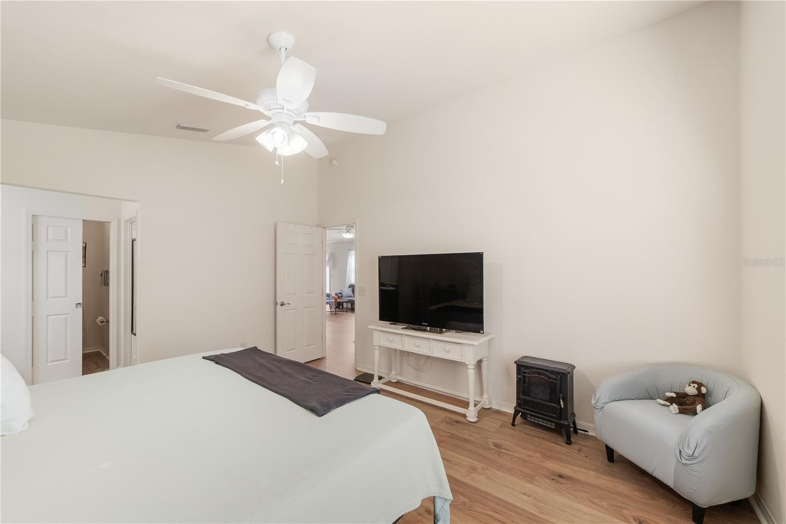 Villa at 2016 PEACEFUL PL, THE VILLAGES, photo 28 of 33