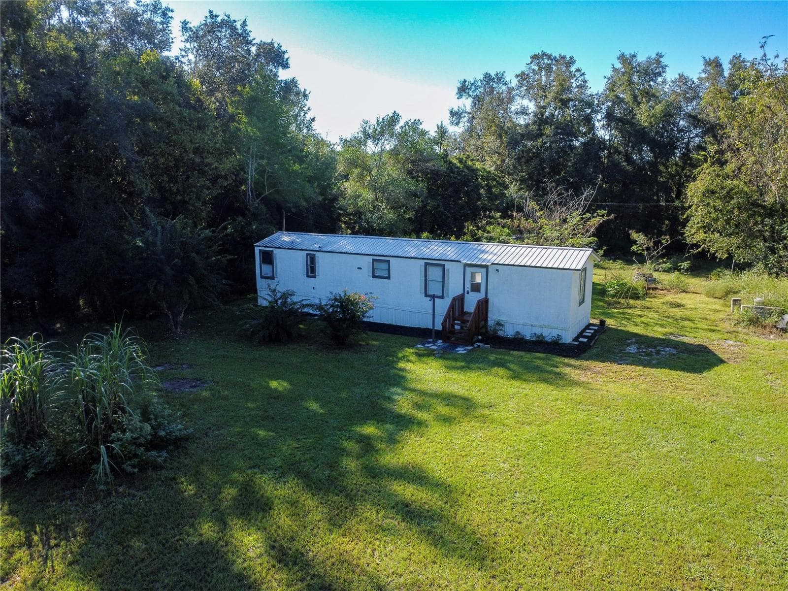 Manufactured Home at 24325 SW 46TH AVE, NEWBERRY, photo 2 of 24