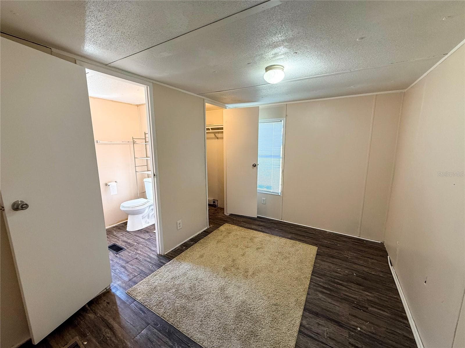 Manufactured Home at 24325 SW 46TH AVE, NEWBERRY, photo 14 of 24