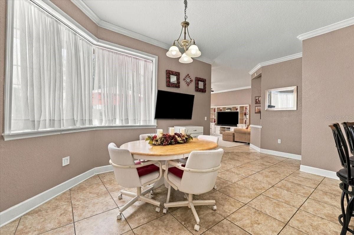 Breakfast Nook - 7380 BENT GRASS DR, WINTER HAVEN