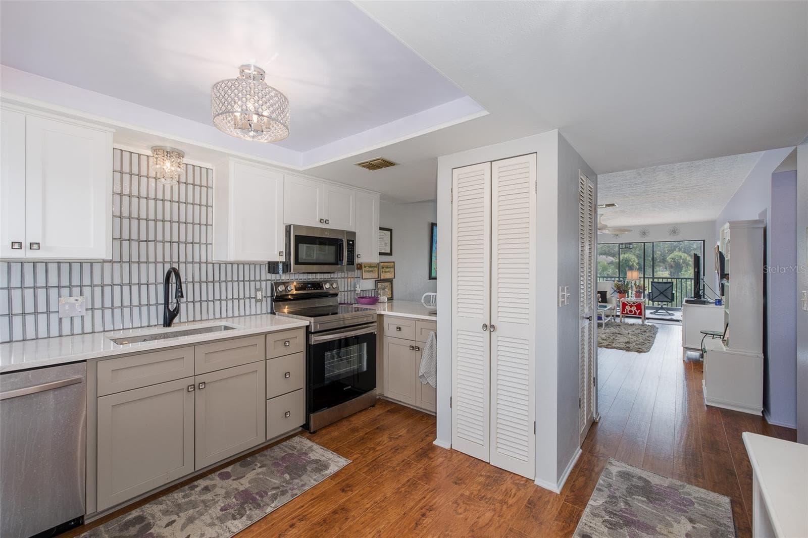 Condominium at 5640 FERGUSON CT #2209, NEW PORT RICHEY, photo 14 of 47