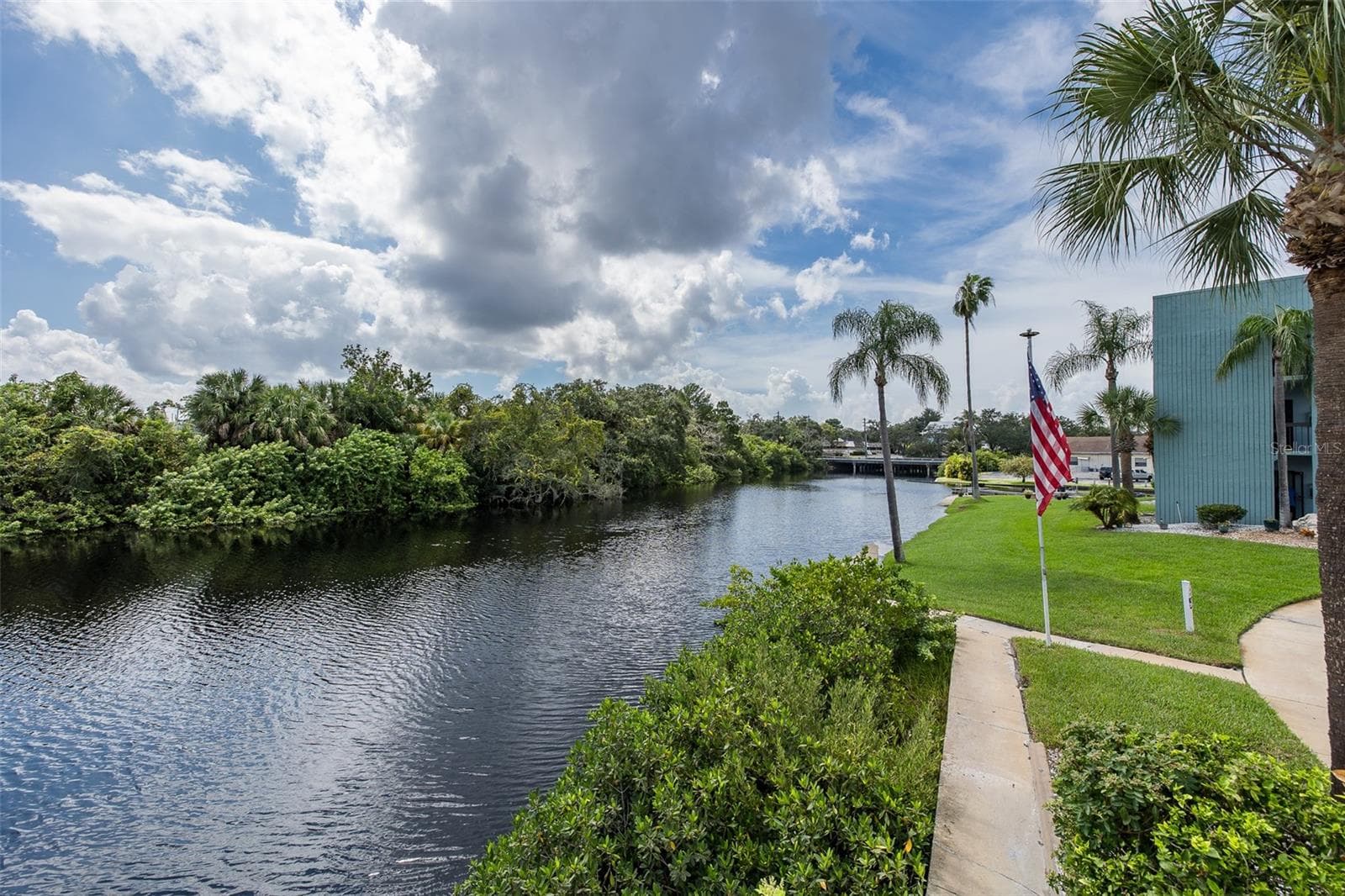 Condominium at 5640 FERGUSON CT #2209, NEW PORT RICHEY, photo 38 of 47