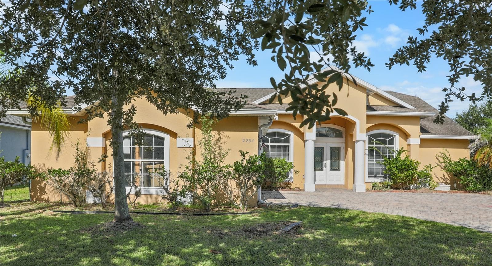 Single Family Residence at 2264 VIEHMAN TRL, KISSIMMEE, photo 2 of 18