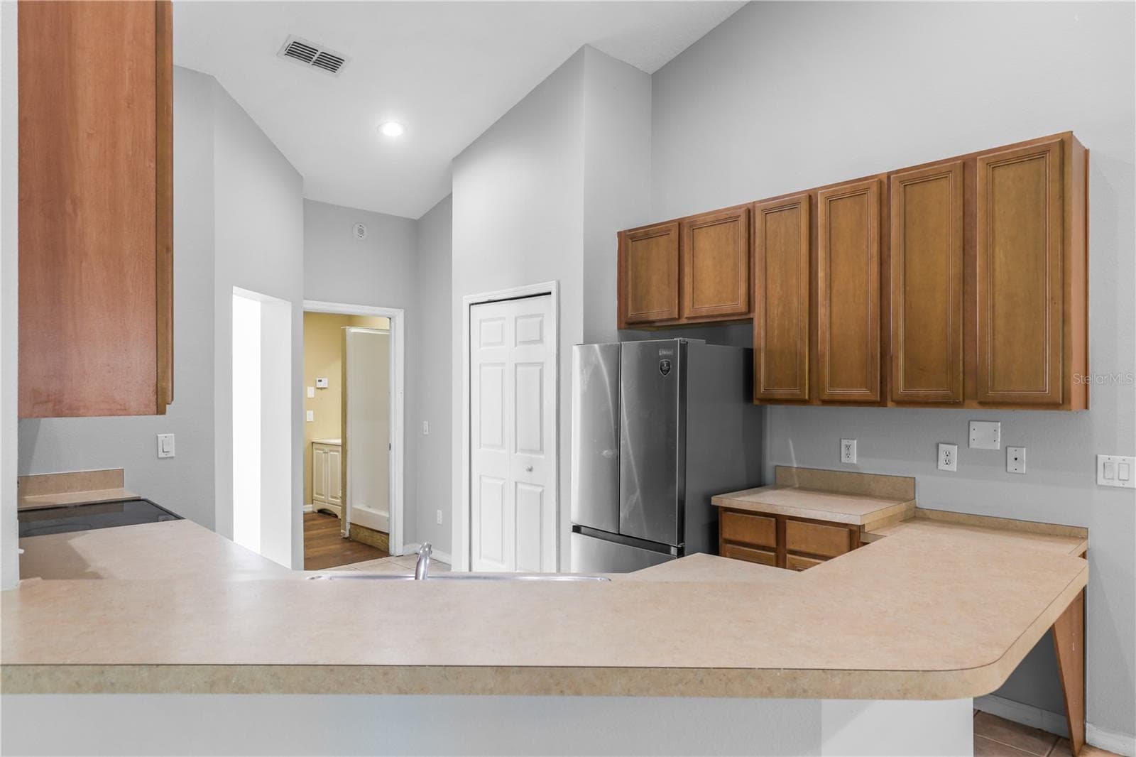 Single Family Residence at 2264 VIEHMAN TRL, KISSIMMEE, photo 7 of 18