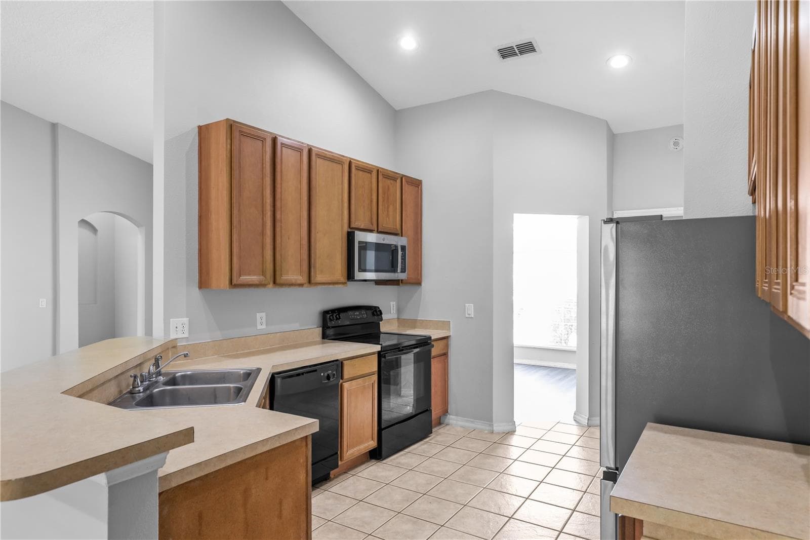 Single Family Residence at 2264 VIEHMAN TRL, KISSIMMEE, photo 8 of 18