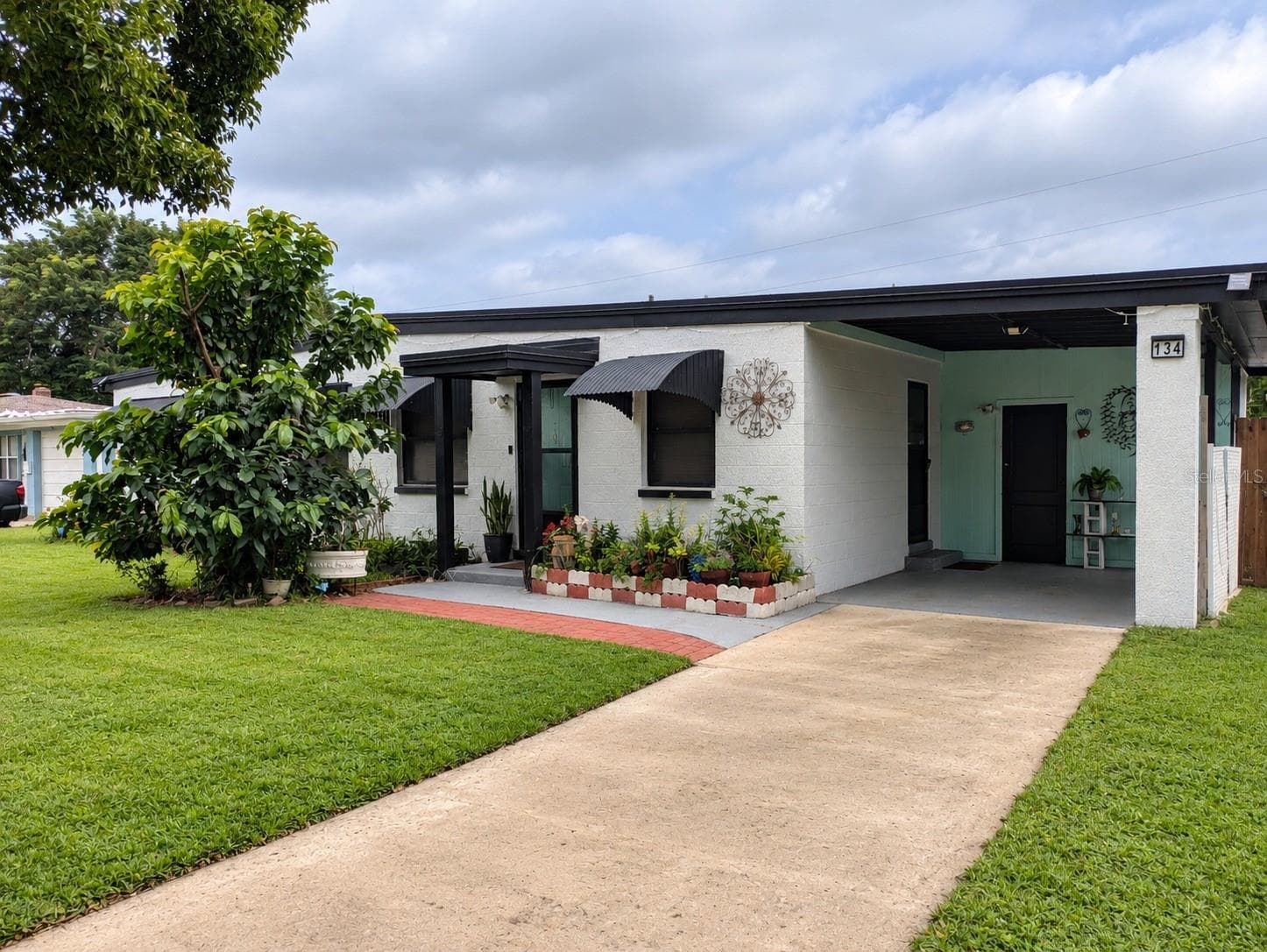 134 VERBENA DR