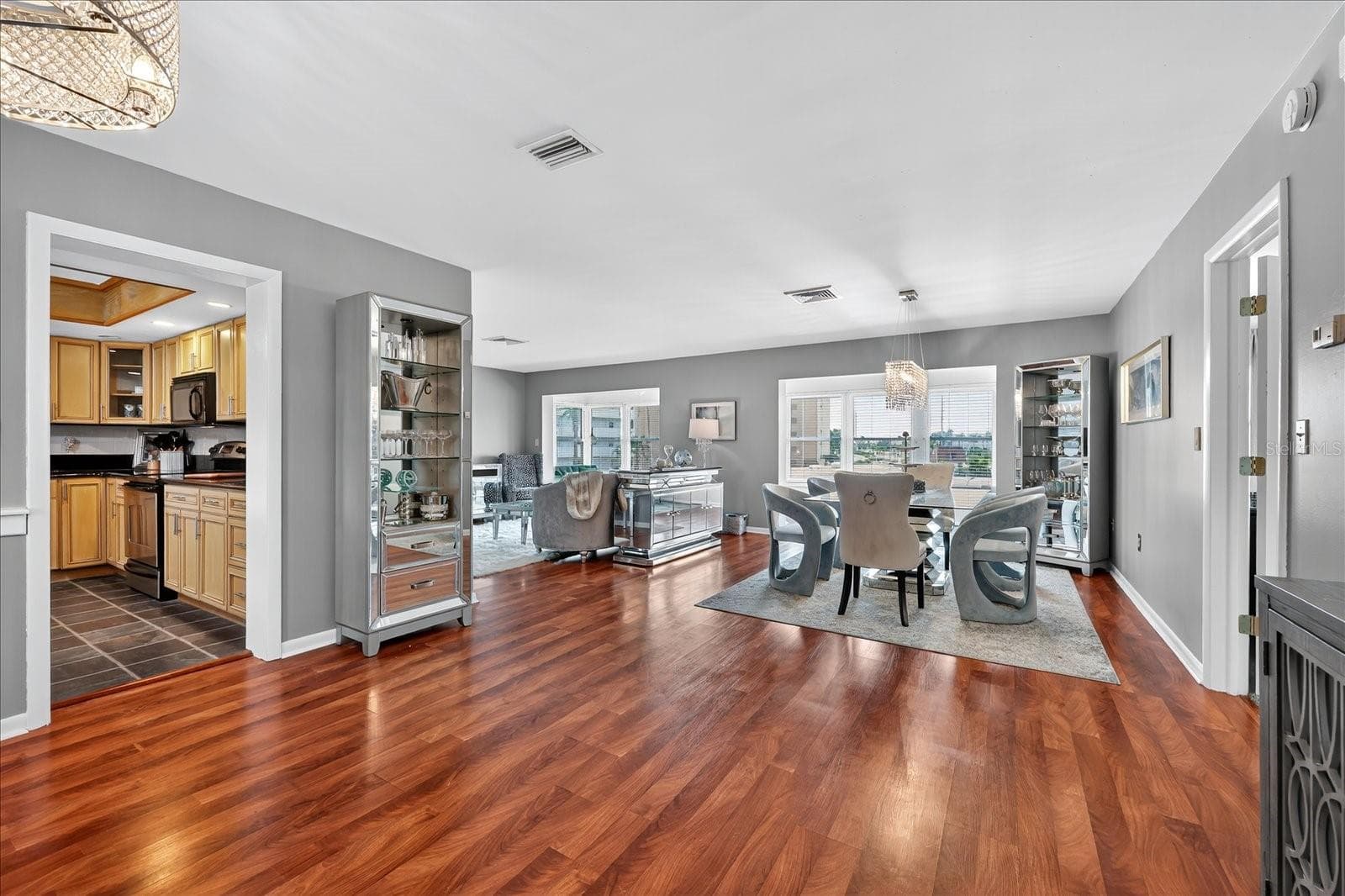 Condominium at 5020 BRITTANY DR S #322, ST PETERSBURG, photo 4 of 45