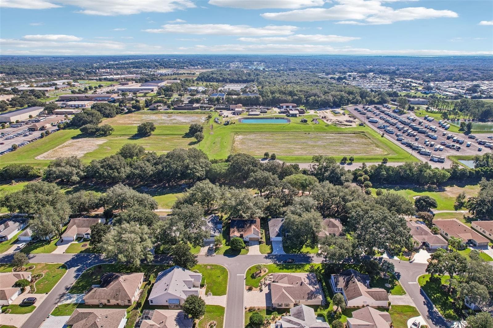 Single Family Residence at 460 LOMA PASEO DR, THE VILLAGES, photo 50 of 55