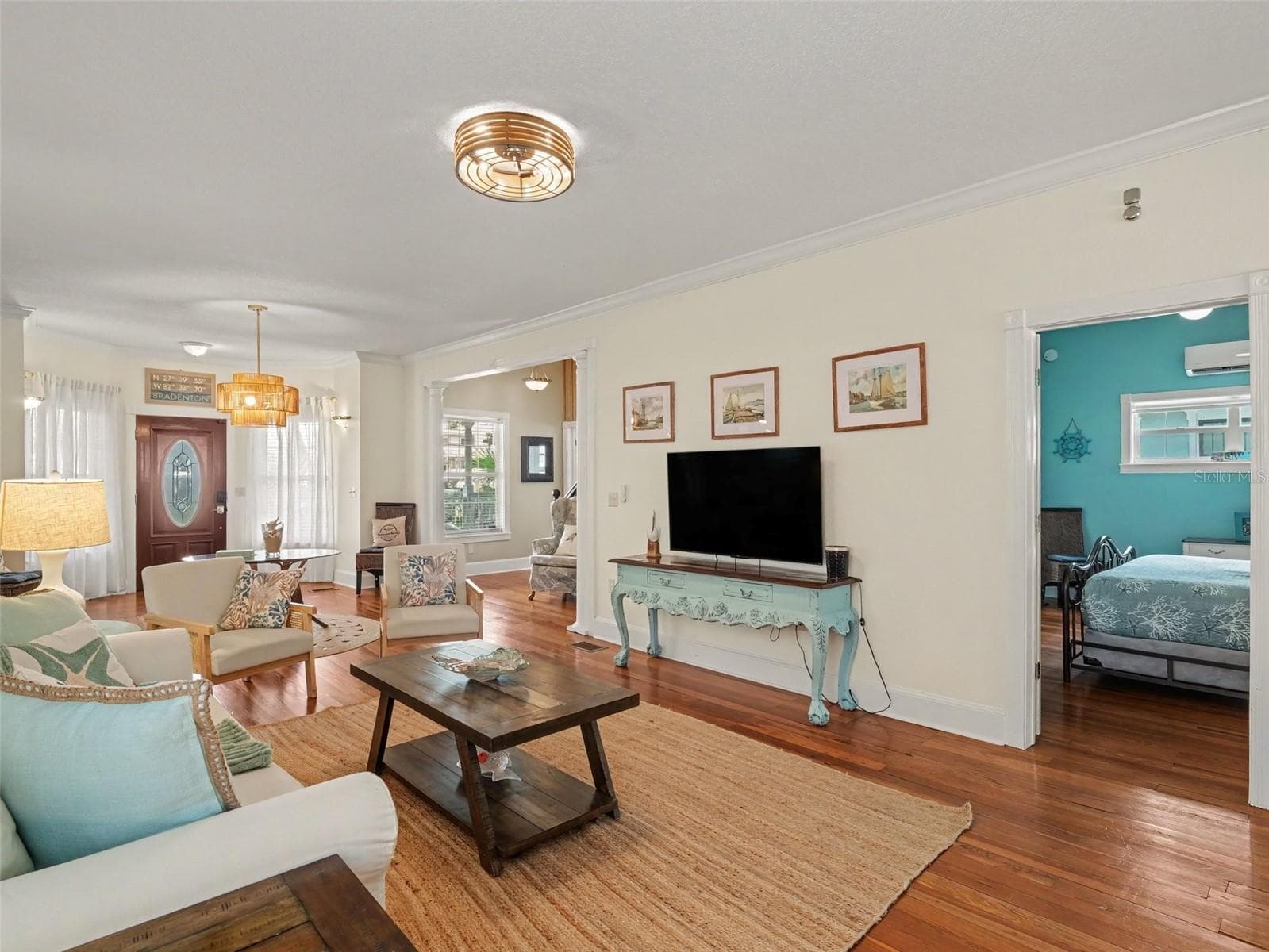 Living/family room - 1529 1ST AVE W, BRADENTON