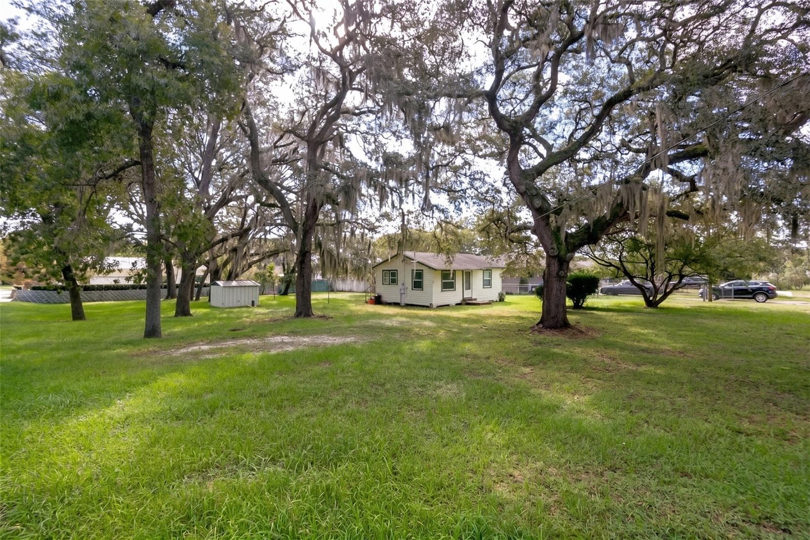 Single Family Residence at 819 KIRK ST, ORLANDO, photo 6 of 12