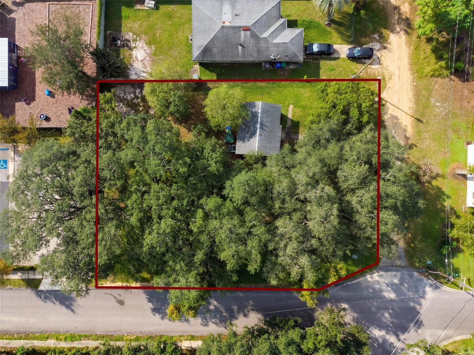 Single Family Residence at 819 KIRK ST, ORLANDO, photo 7 of 12