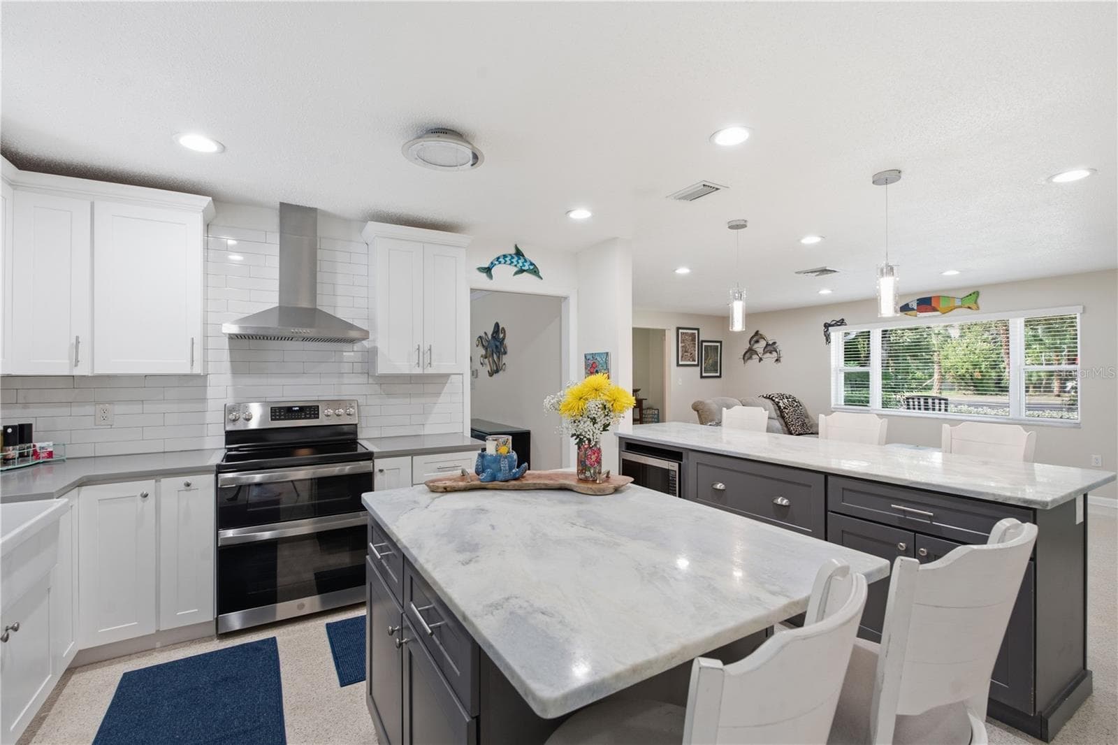 Single Family Residence at 2015 PARK ST N, ST PETERSBURG, photo 13 of 52