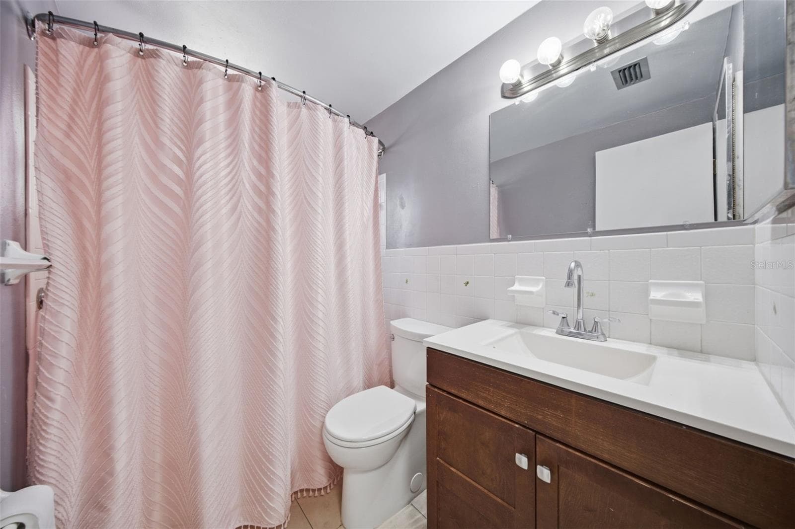 Single Family Residence at 4030 CLUSTER DR, HOLIDAY, photo 22 of 45