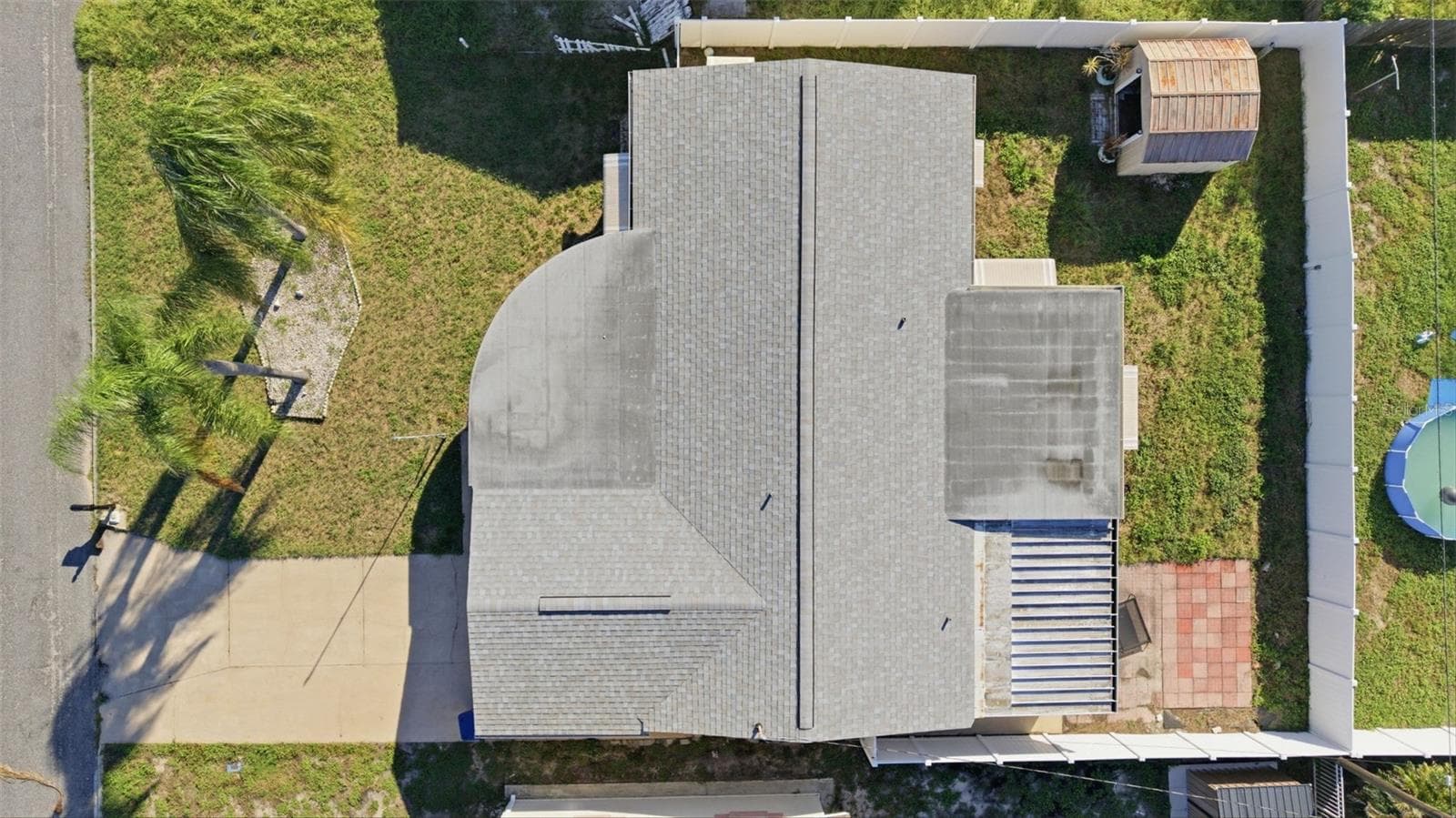 Single Family Residence at 4030 CLUSTER DR, HOLIDAY, photo 42 of 45