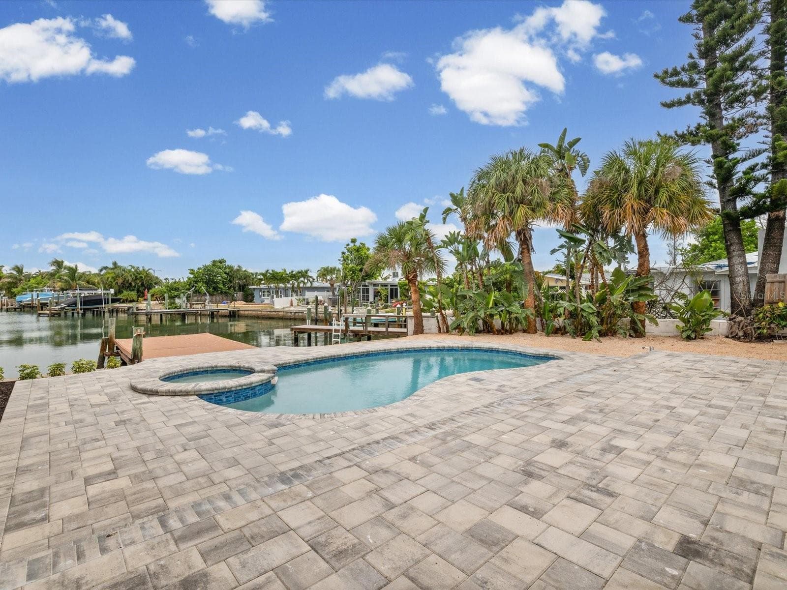 Single Family Residence at 529 80TH AVE, ST PETE BEACH, photo 26 of 40