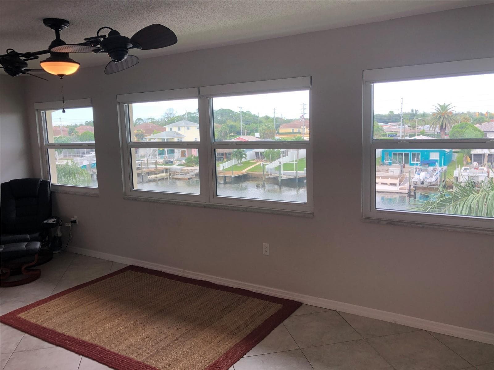 Condominium at 4660 MARINE PKWY #304, NEW PORT RICHEY, photo 2 of 16
