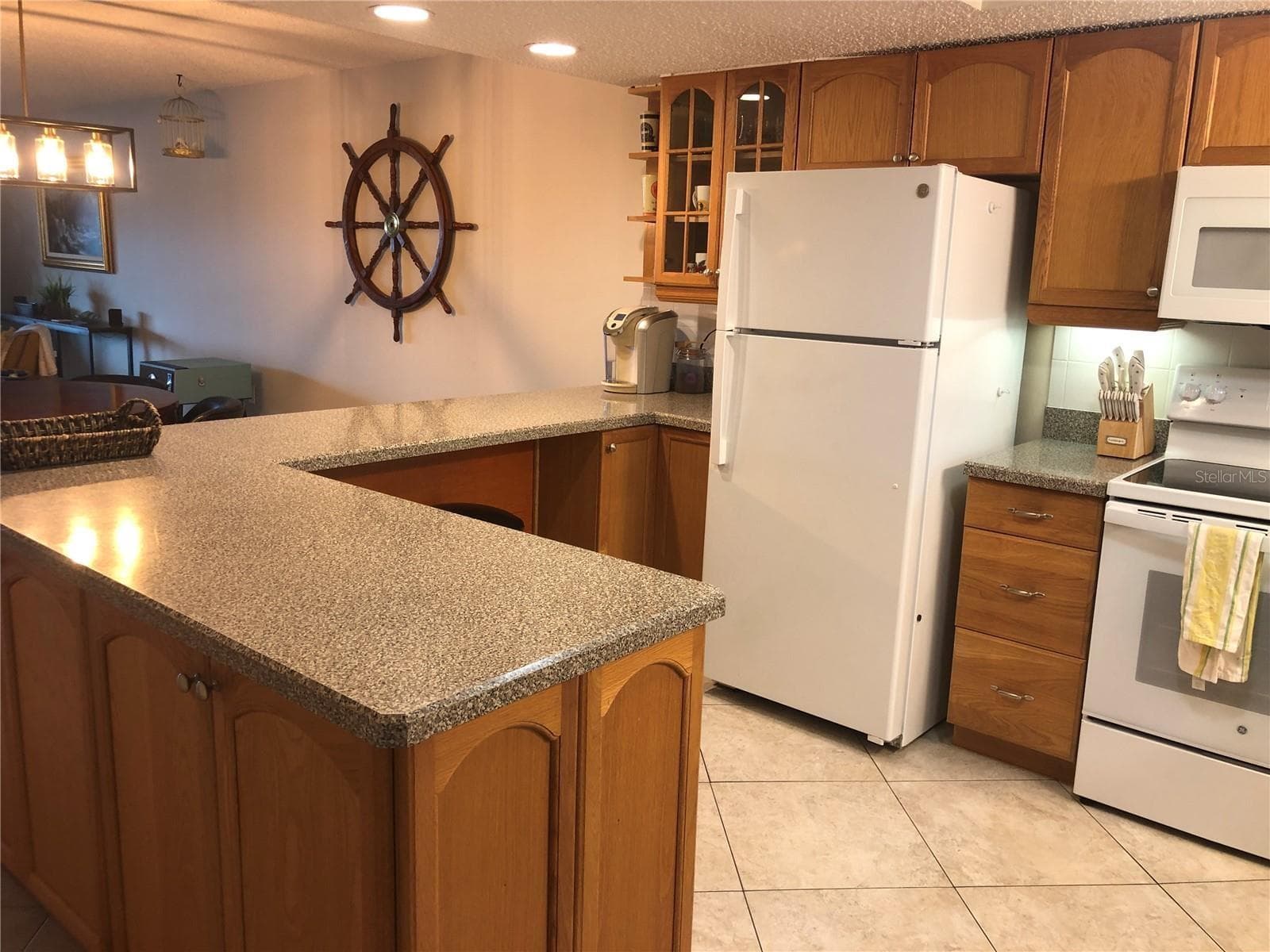 Condominium at 4660 MARINE PKWY #304, NEW PORT RICHEY, photo 3 of 16
