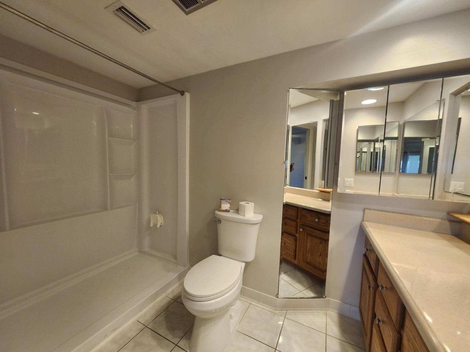 Condominium at 4660 MARINE PKWY #304, NEW PORT RICHEY, photo 12 of 16