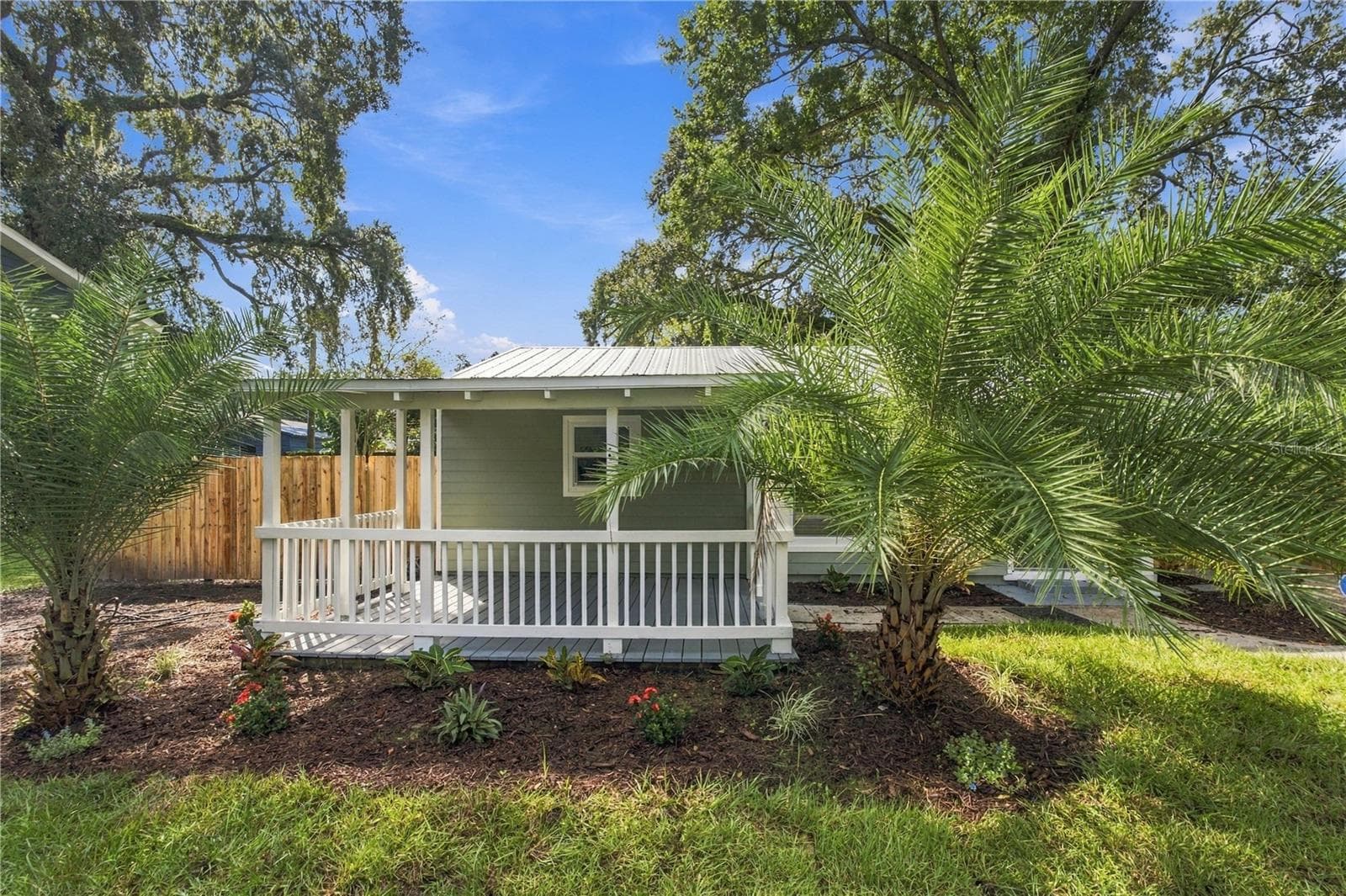 Single Family Residence at 39 HAMILTON HEATH DR, TAMPA, photo 3 of 32