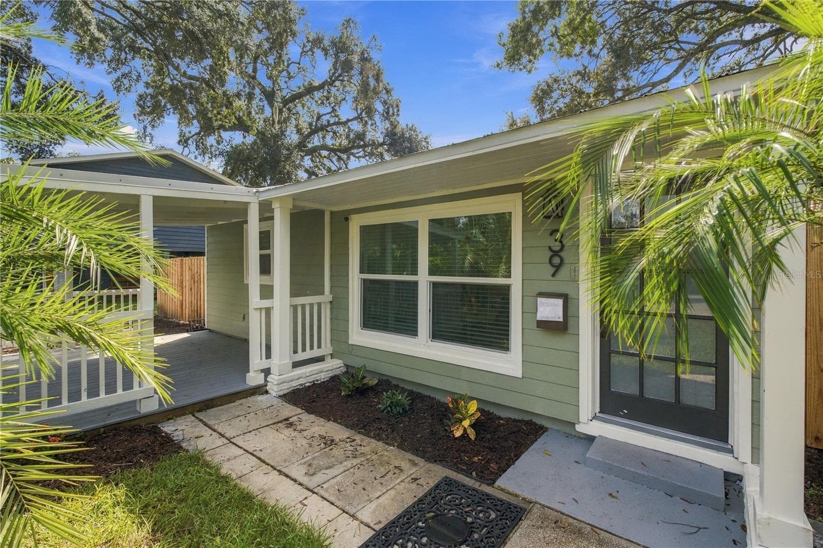 Single Family Residence at 39 HAMILTON HEATH DR, TAMPA, photo 4 of 32