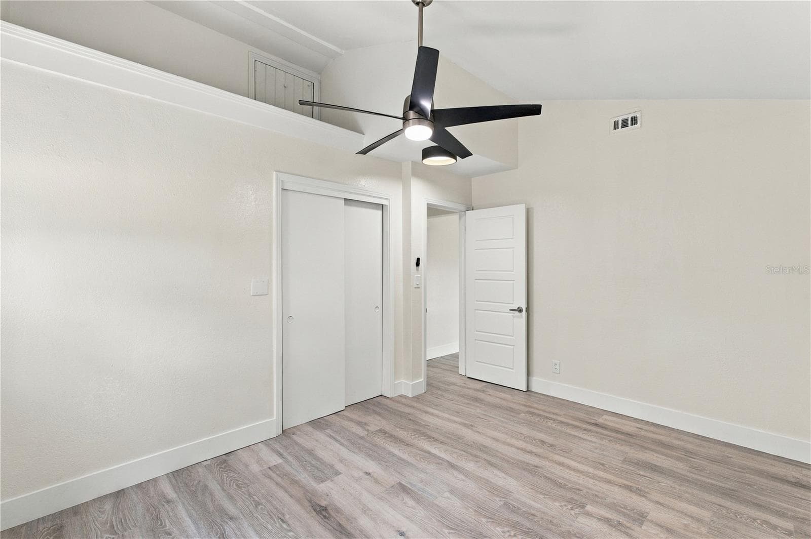 Single Family Residence at 39 HAMILTON HEATH DR, TAMPA, photo 16 of 32