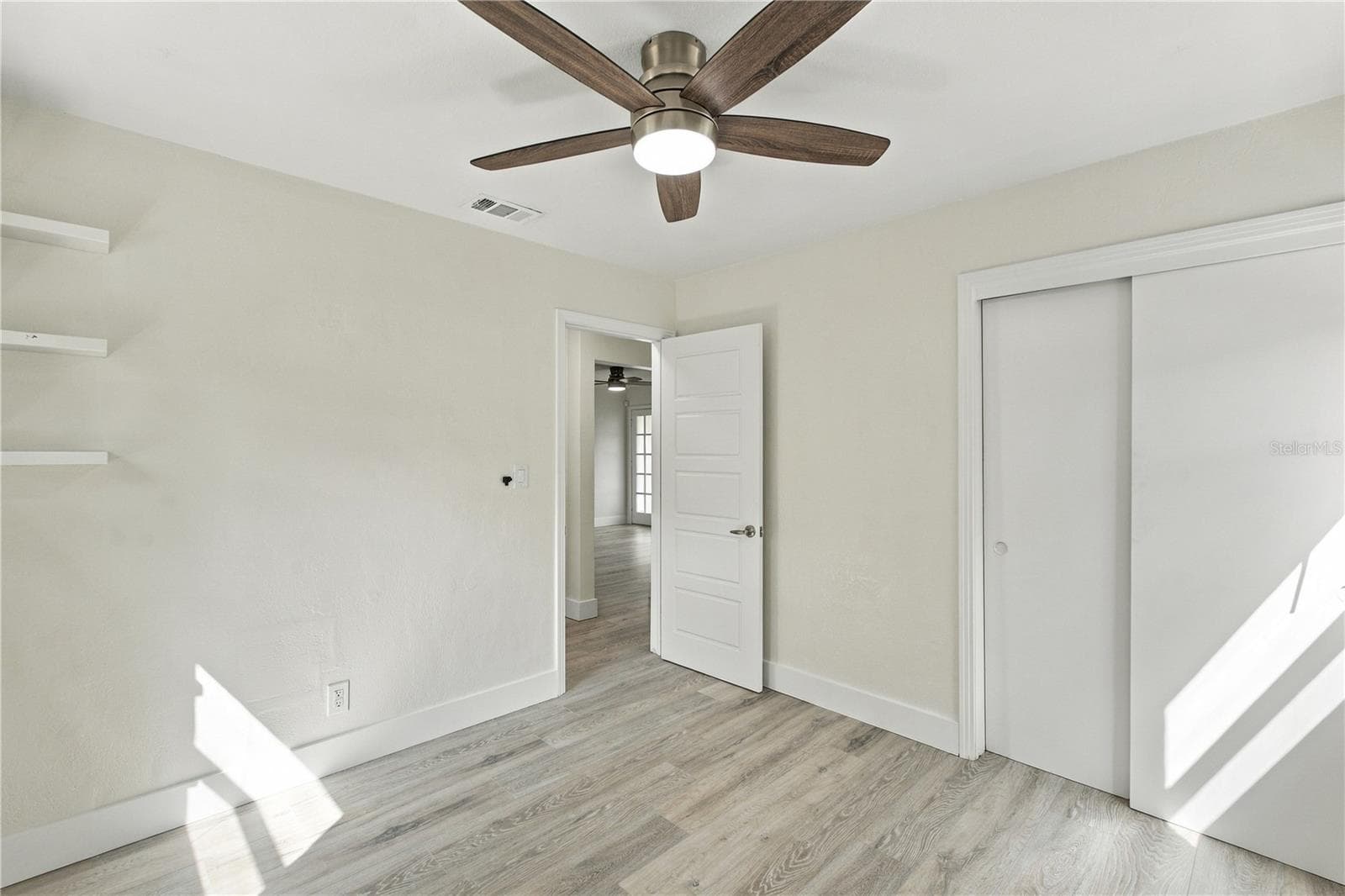 Single Family Residence at 39 HAMILTON HEATH DR, TAMPA, photo 21 of 32