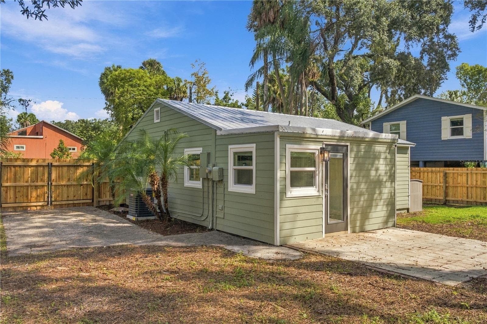 Single Family Residence at 39 HAMILTON HEATH DR, TAMPA, photo 23 of 32