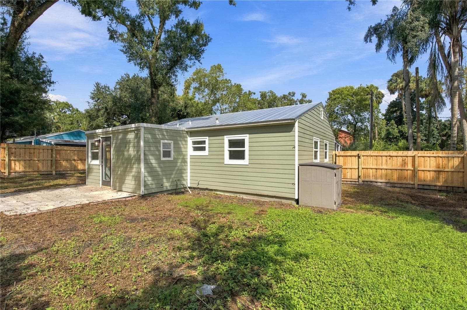 Single Family Residence at 39 HAMILTON HEATH DR, TAMPA, photo 24 of 32