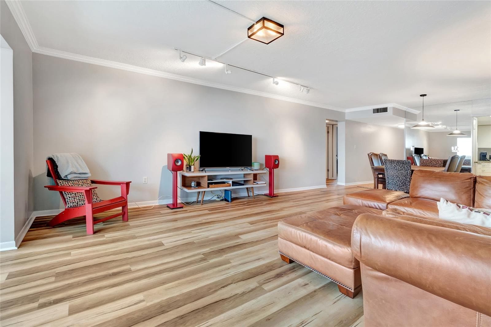 Condominium at 601 N MCDONALD ST #506, MOUNT DORA, photo 8 of 36