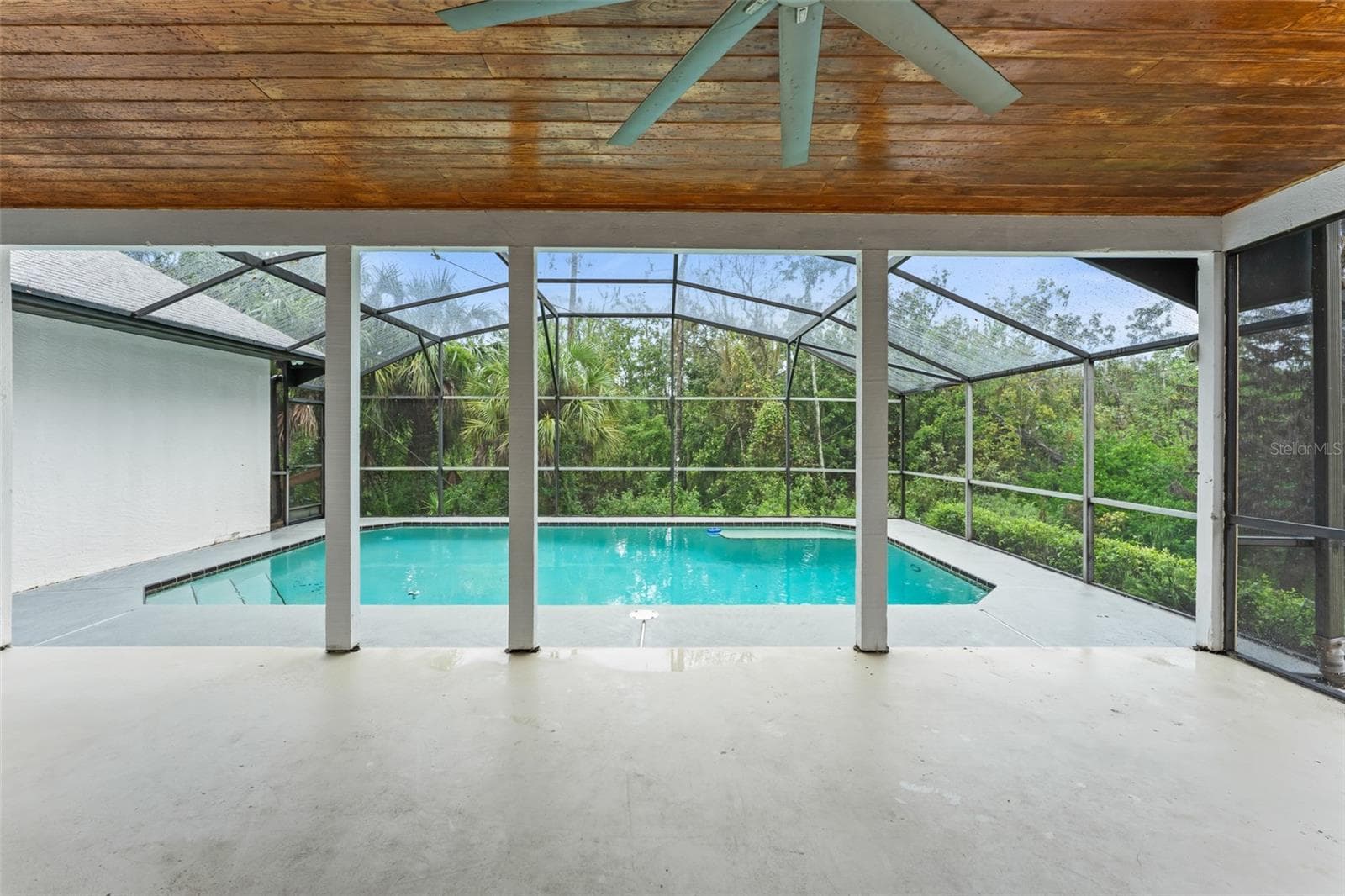 Single Family Residence at 154 CITRUS TREE LN, LONGWOOD, photo 37 of 43
