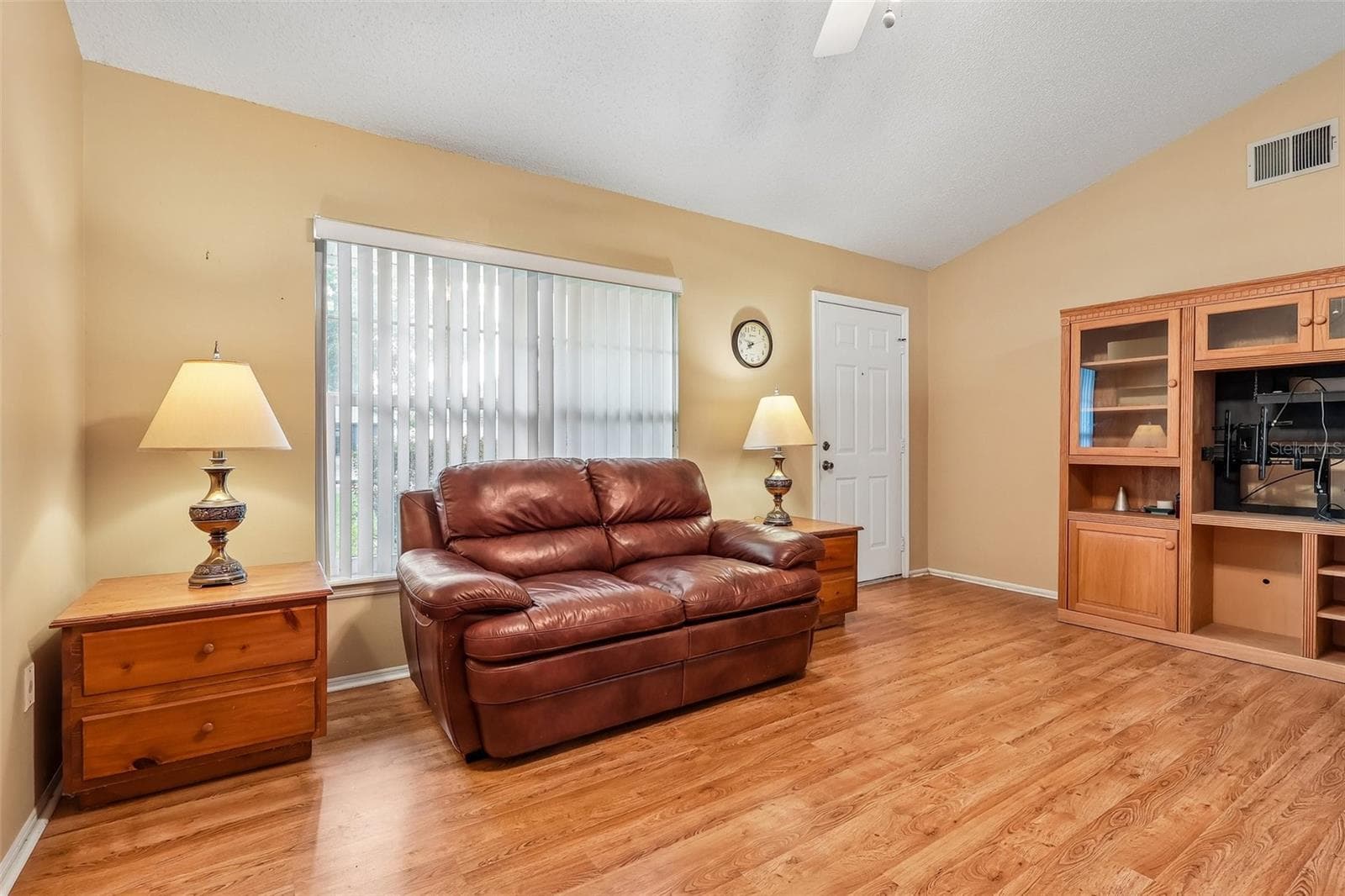 Single Family Residence at 1115 SLAYDEN CT, APOPKA, photo 4 of 31