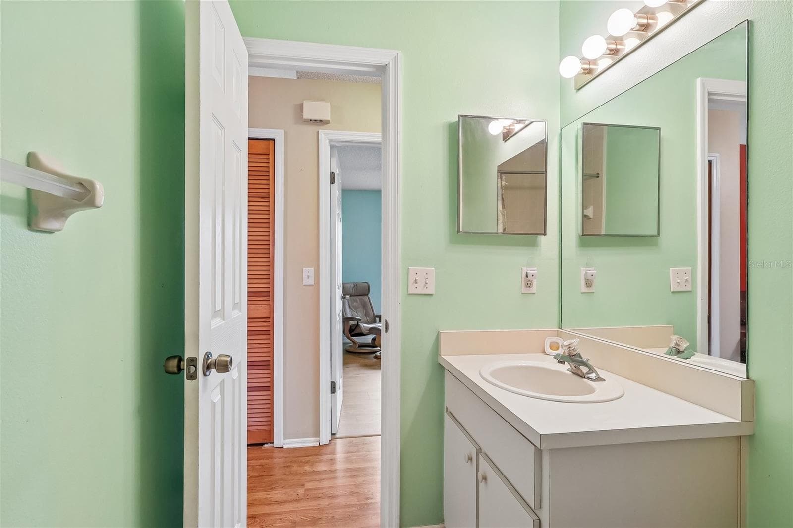 Single Family Residence at 1115 SLAYDEN CT, APOPKA, photo 12 of 31