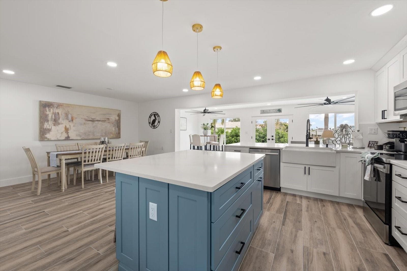 Kitchen - 650 64TH AVE, ST PETE BEACH
