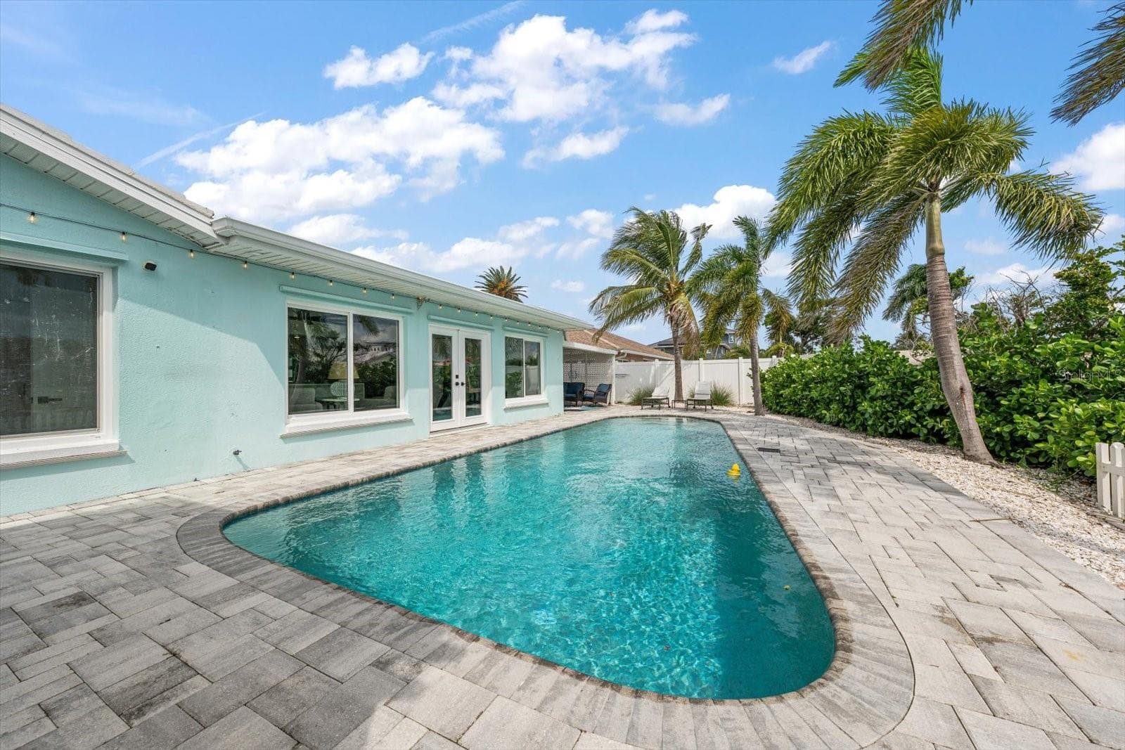 Single Family Residence at 650 64TH AVE, ST PETE BEACH, photo 37 of 45