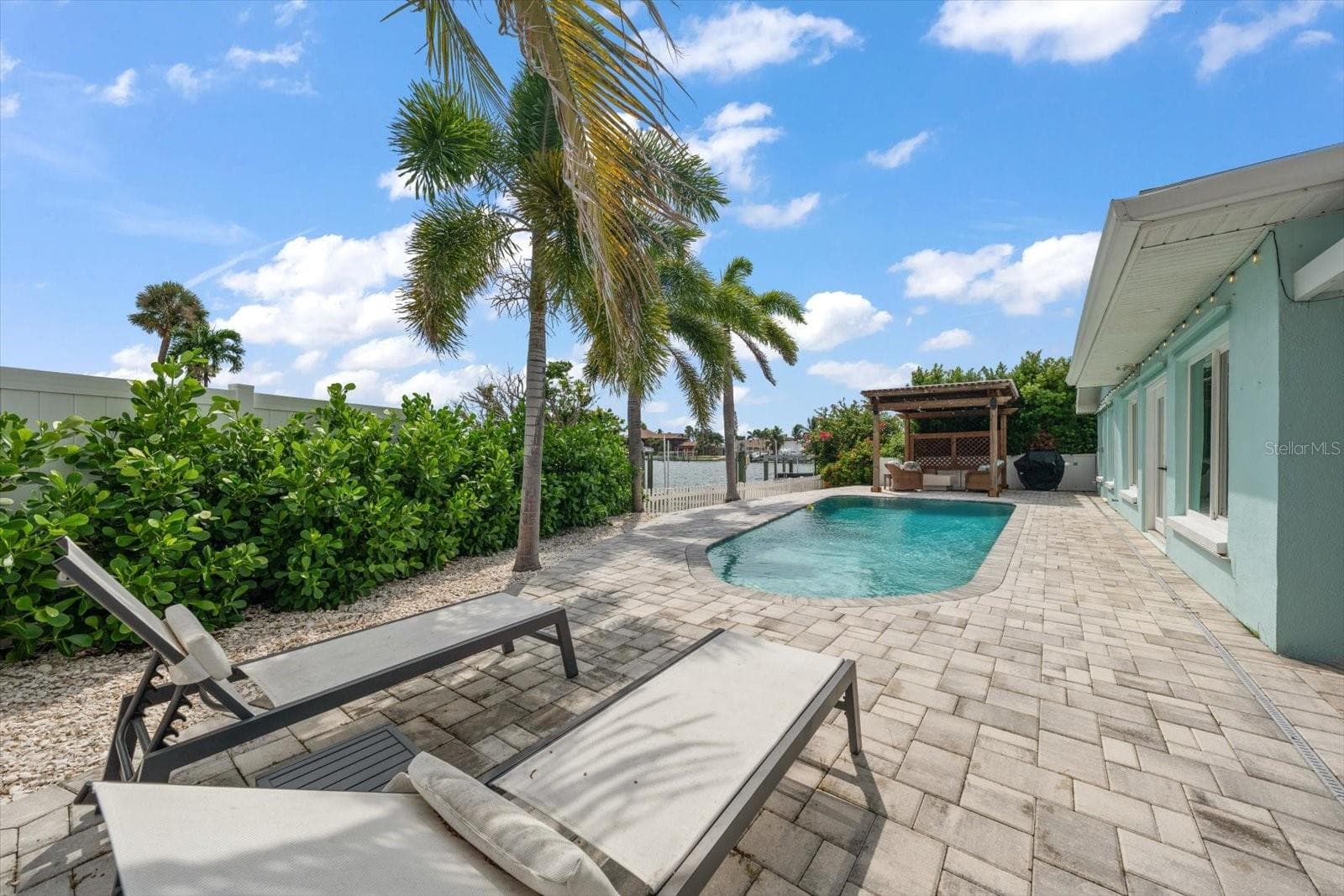Single Family Residence at 650 64TH AVE, ST PETE BEACH, photo 40 of 45
