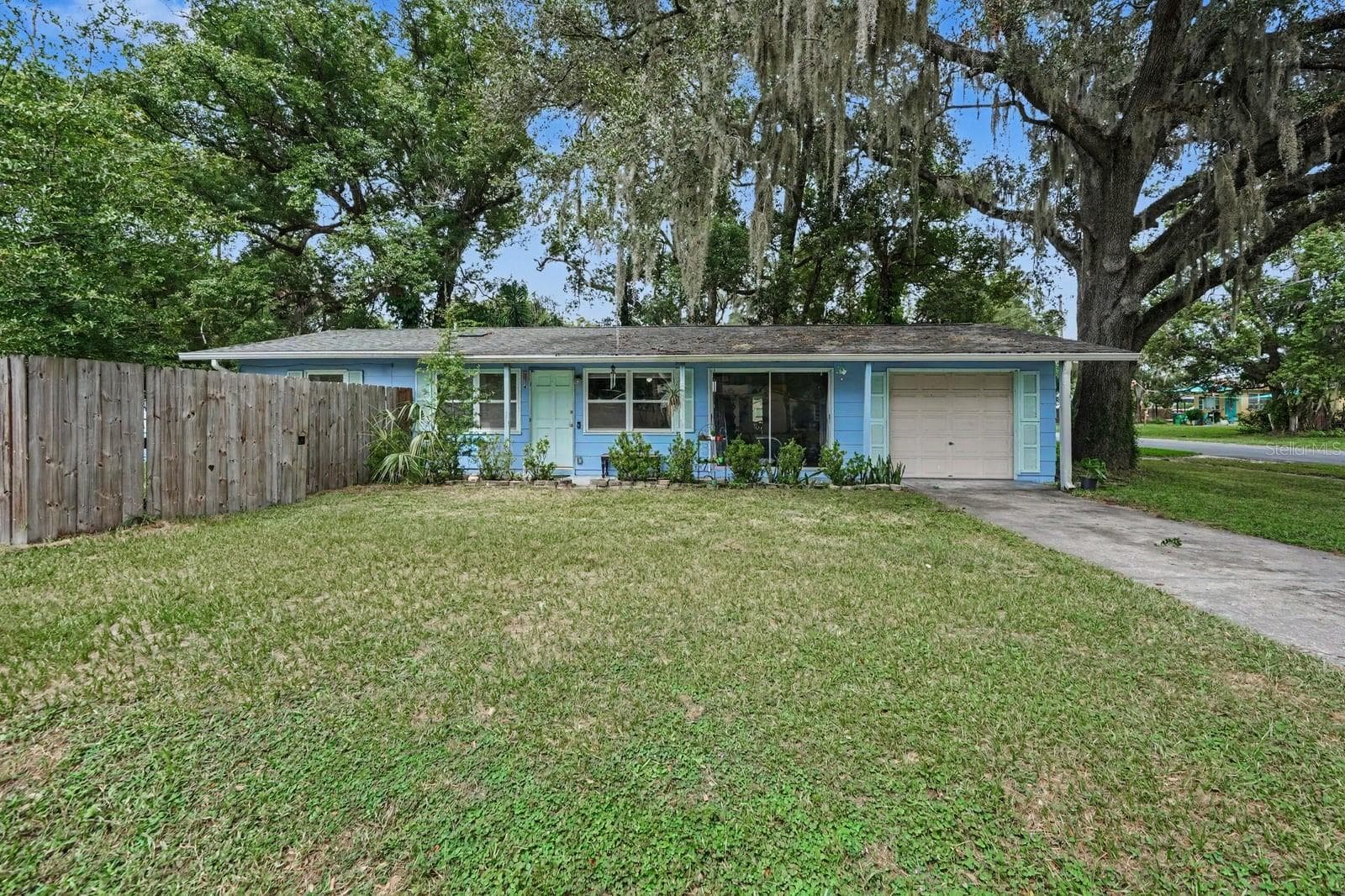 Single Family Residence at CITY OF ZEPHYRHILLS, ZEPHYRHILLS, photo 2 of 30