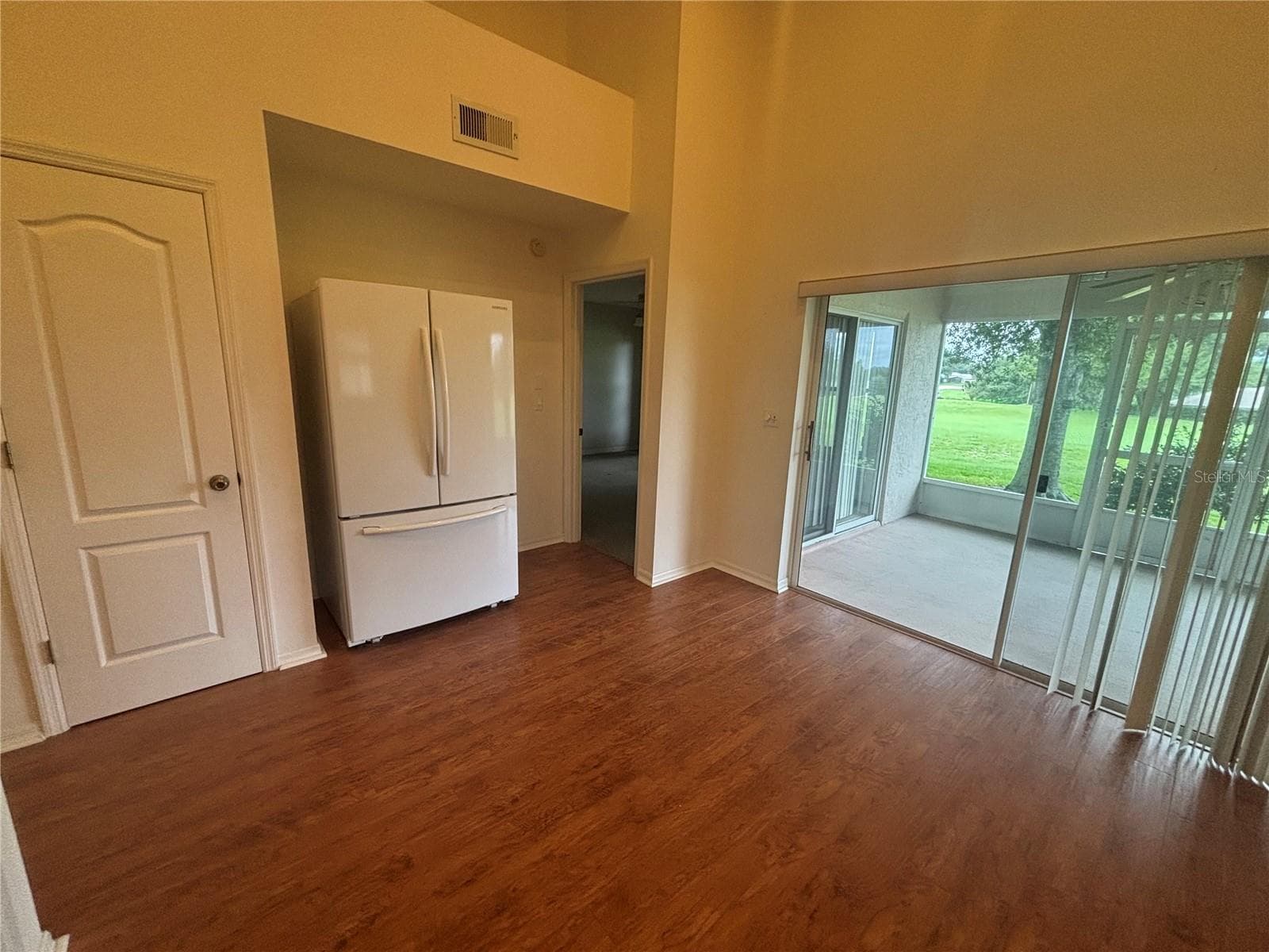 Single Family Residence at 8815 VILLAGE GREEN BLVD, CLERMONT, photo 13 of 25