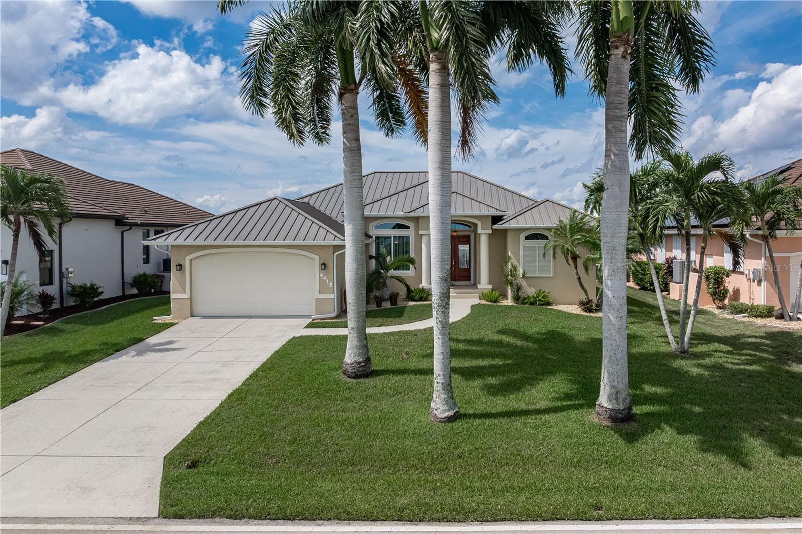 4415 ALMAR DR