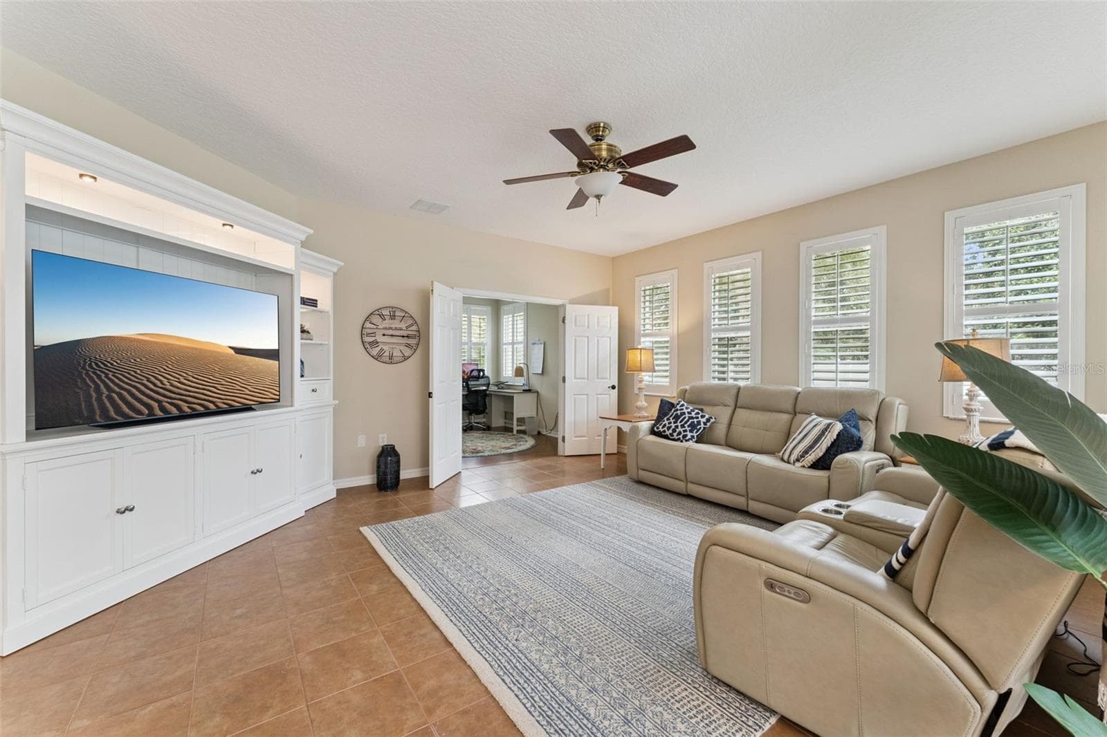 Family Room - 4827 FLINT RD, WINDERMERE